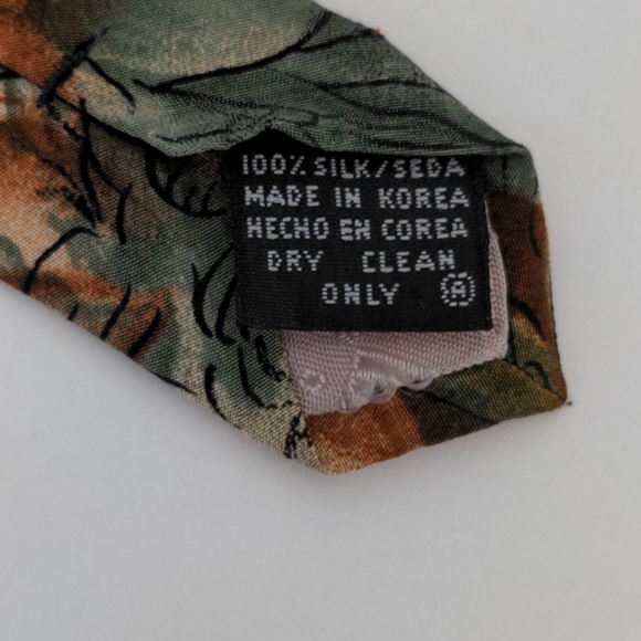 Hunting Horn Tie - Picture 4 of 5